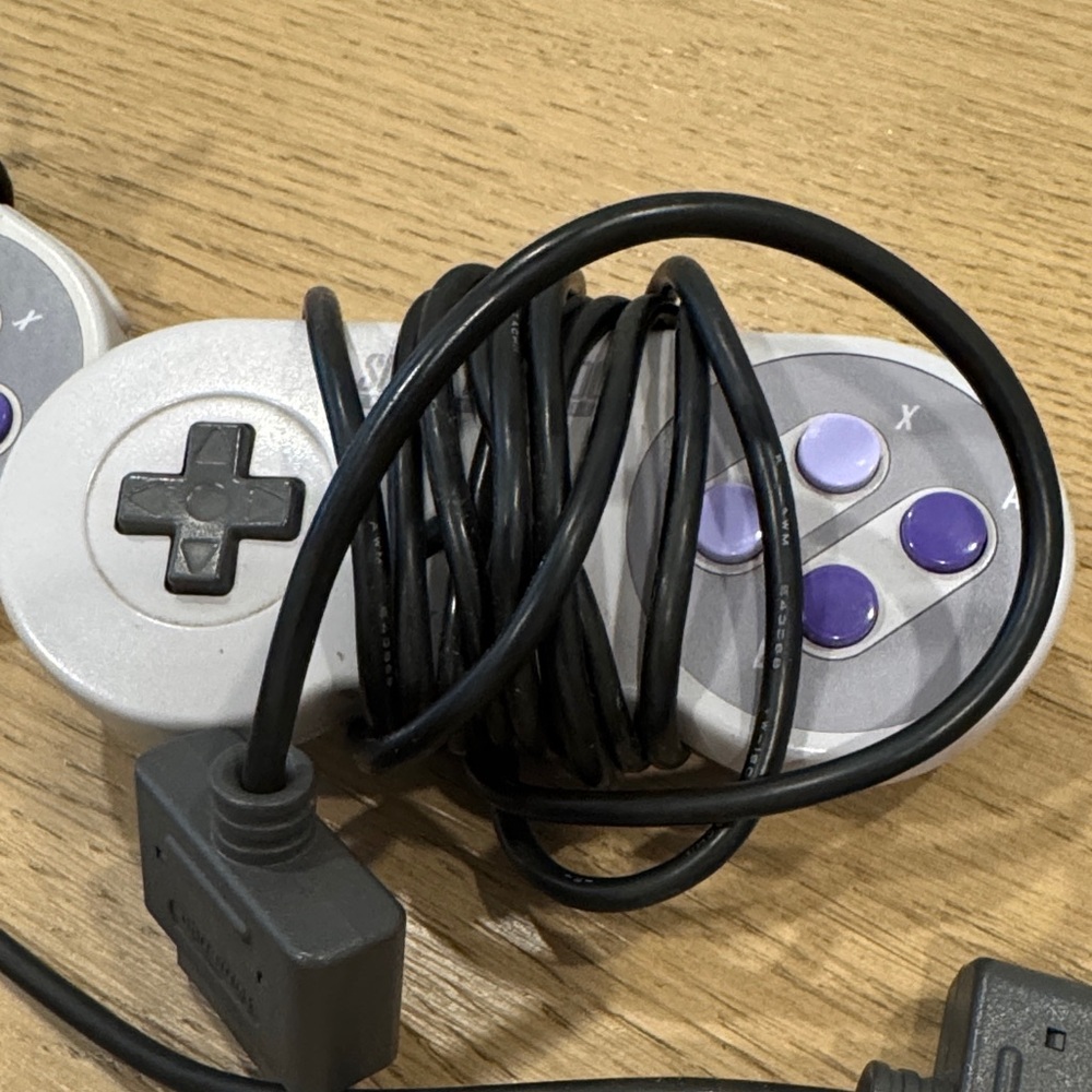 Super Nintendo Console - gray - Picture 4 of 5